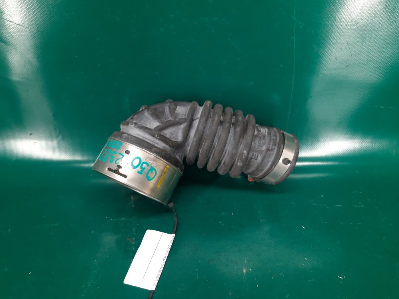 Патрубок воздушного фильтра левый INFINITI Q50 20- 2021 Седан 3.0 VR30DDTT 16576-5CA5A Б/У