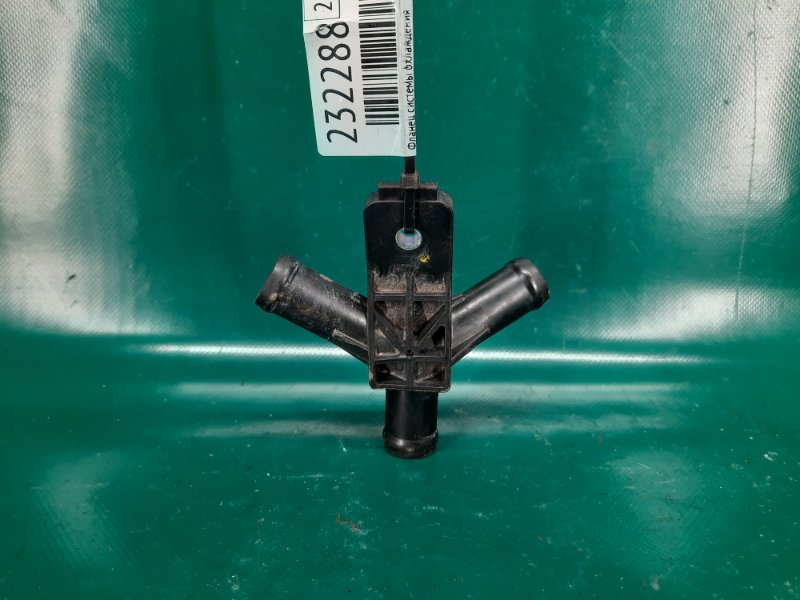 Фланец системы охлаждения Q50 20- 2021 Седан 3.0 VR30DDTT