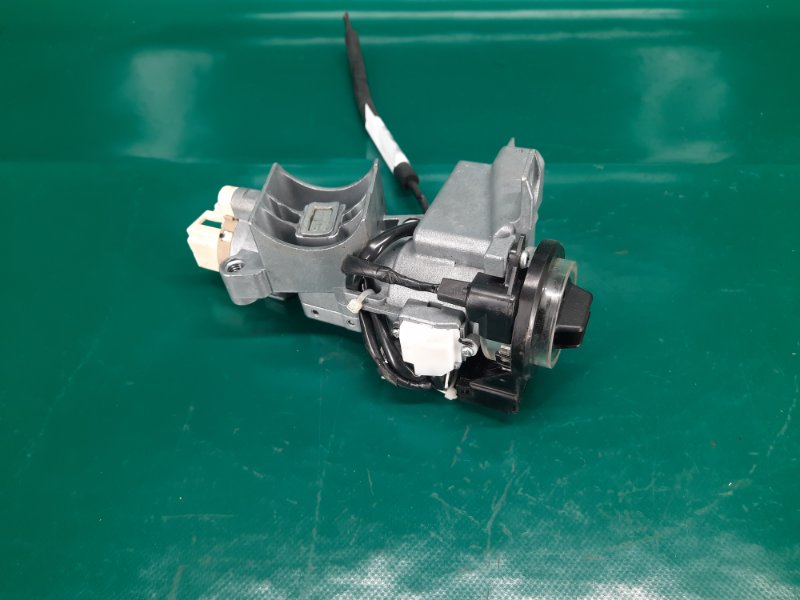 Запчасть замок зажигания MAZDA CX-9 06-16 2008 Внедорожник 3.7 GRYJ-76-29XC Б/У Замок зажигания MAZDA CX-9 06-16 2008 Внедорожник 3.7 GRYJ-76-29XC Б/У