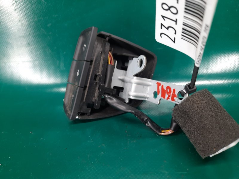 Кнопки на руль левые SUBARU IMPREZA WRX 10-14 GH Хетчбек 2.5 EJ255 Кнопки на руль левые SUBARU IMPREZA WRX 10-14 GH Хетчбек 2.5 EJ255