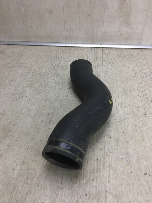 Патрубок интеркулера NISSAN JUKE 10-19 F15 1.6 MR16DDT Патрубок интеркулера NISSAN JUKE 10-19 F15 1.6 MR16DDT