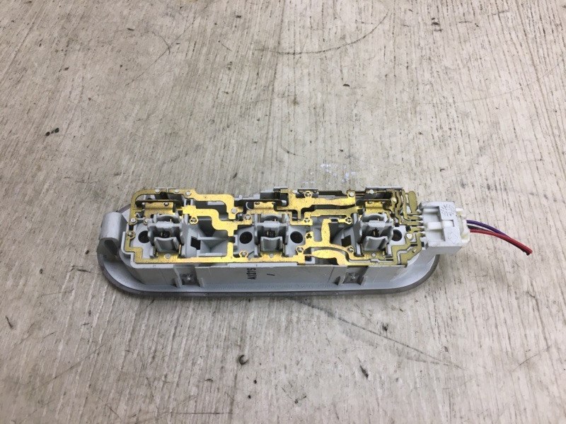 Плафон салона NISSAN JUKE 10-19 F15 1.6 MR16DDT