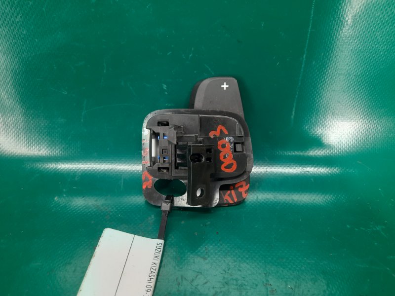 Лепестки переключения передач правые SUZUKI KIZASHI 09-14 2011 Седан 2.4 Б/У