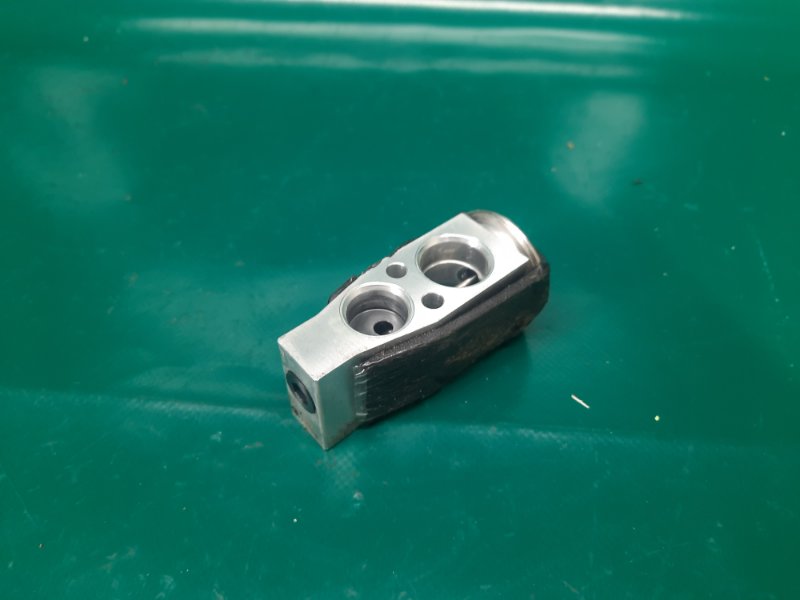 Клапан кондиционера TOYOTA CAMRY 55 14-17 2016 88515-02530 Б/У