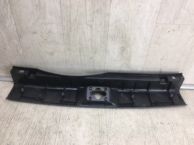 Накладка на порог багажника JUKE 10-19 2011 F15 1.6 MR16DDT