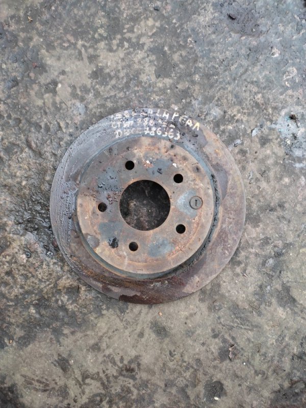 Тормозной диск задний NISSAN LEAF 10-17 43206-8H701 Б/У