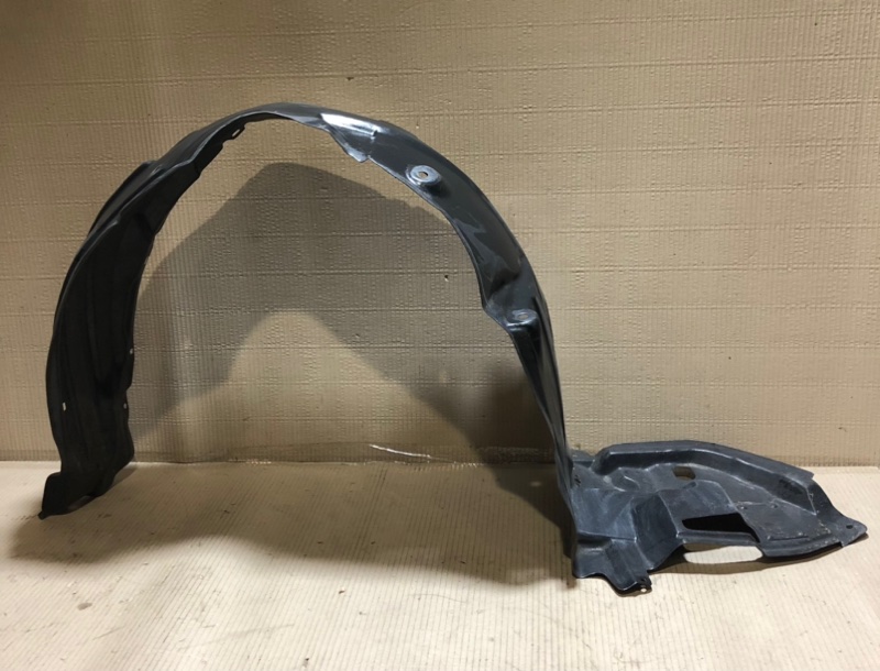Подкрылок передний левый TOYOTA COROLLA 150 06-13