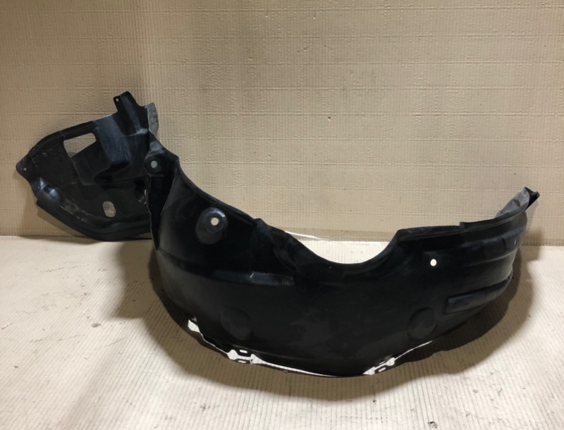 Подкрылок передний левый COROLLA 150 06-13