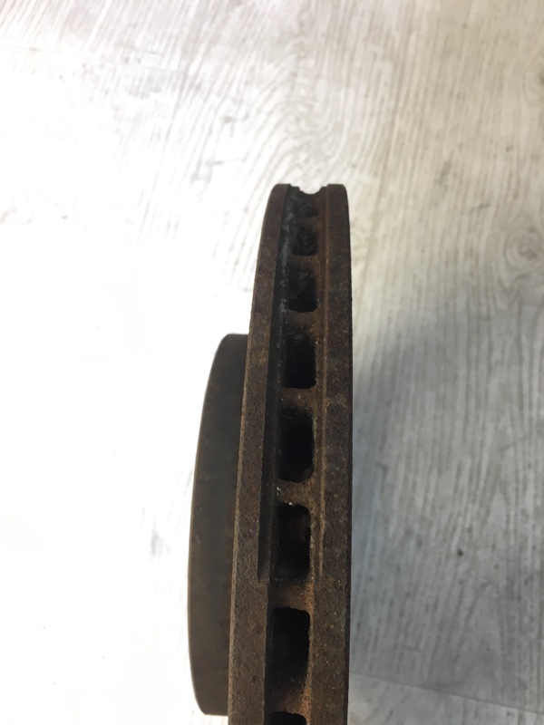 Тормозной диск передний передний правый HYUNDAI ELANTRA HD 06-11 HD 2.0 G4GC