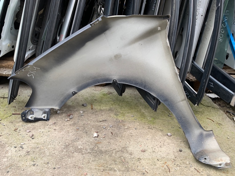 Крыло переднее переднее правое SX4 06-13