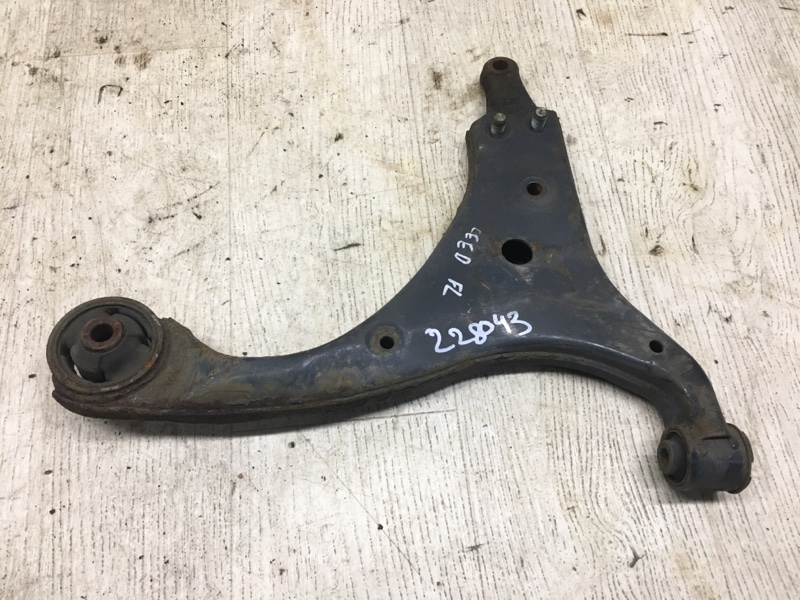 Рычаг передней подвески нижний передний левый HYUNDAI ELANTRA HD 06-11 54500-2H000 Б/У