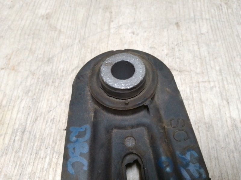 Подушка двигателя передняя NISSAN SENTRA B17 12-21 B17 1.8 MRA8DE