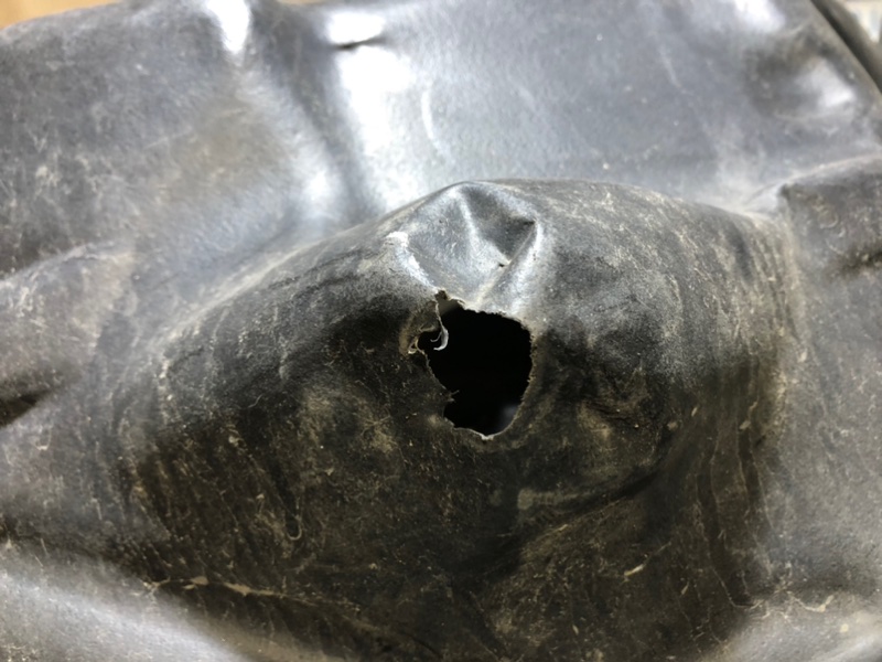 Подкрылок задний правый JEEP CHEROKEE 14- Внедорожник 2.4