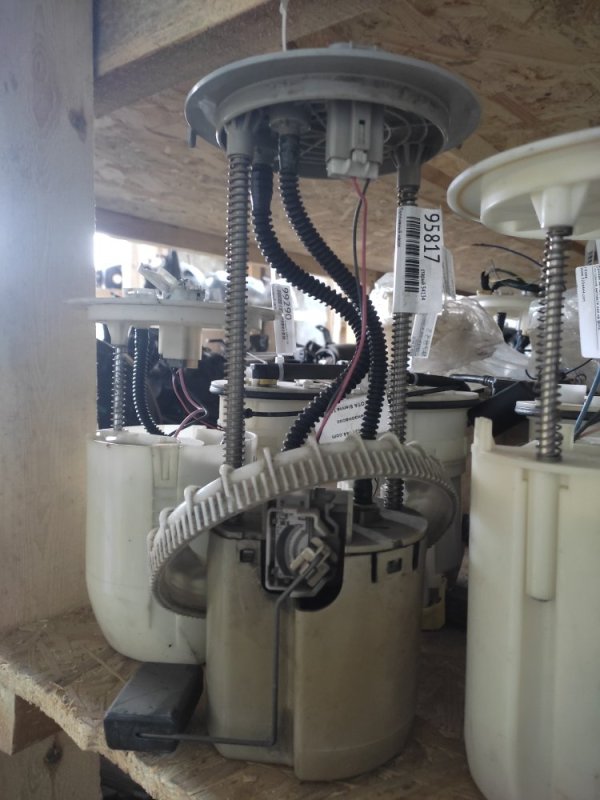 Топливный насос TOYOTA LAND CRUISER PRADO 120 02-09 77010-35030 Б/У