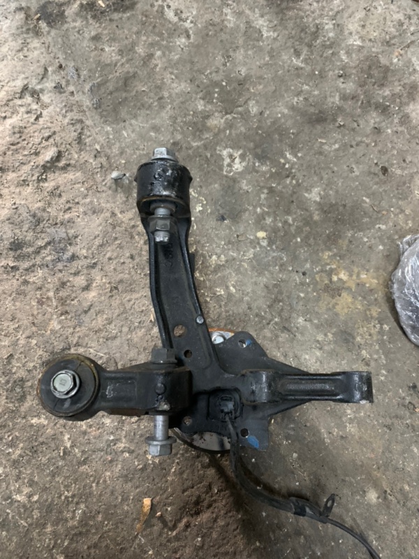 Ступица задняя правая TOYOTA AVALON 05-12 GSX30 3.5 2GR-FE Ступица задняя правая TOYOTA AVALON 05-12 GSX30 3.5 2GR-FE