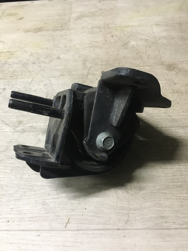 Подушка АКПП SORENTO XM 09-14 2012 XM 2.4 G4KJ Подушка АКПП SORENTO XM 09-14 2012 XM 2.4 G4KJ