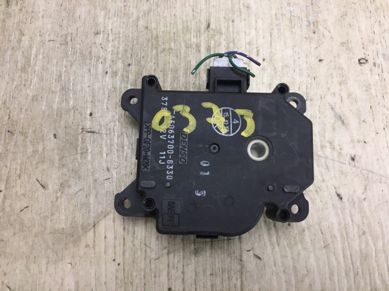 Моторчик заслонки печки CAMRY 30 02-06 2003 MCV30 Моторчик заслонки печки CAMRY 30 02-06 2003 MCV30