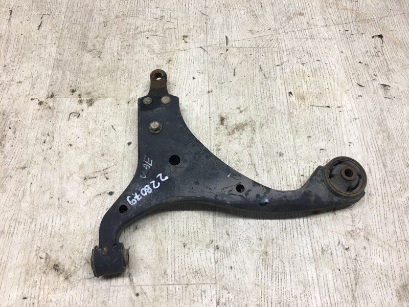 Рычаг передней подвески нижний передний левый HYUNDAI ELANTRA HD 06-11 2.0 G4GC 54500-2H000 Б/У