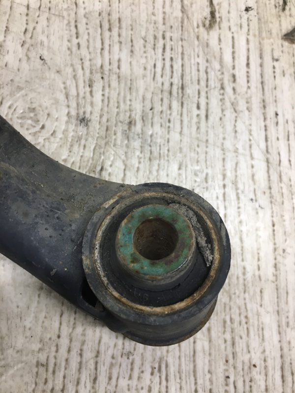 Рычаг передней подвески нижний передний левый HYUNDAI ELANTRA HD 06-11 2.0 G4GC