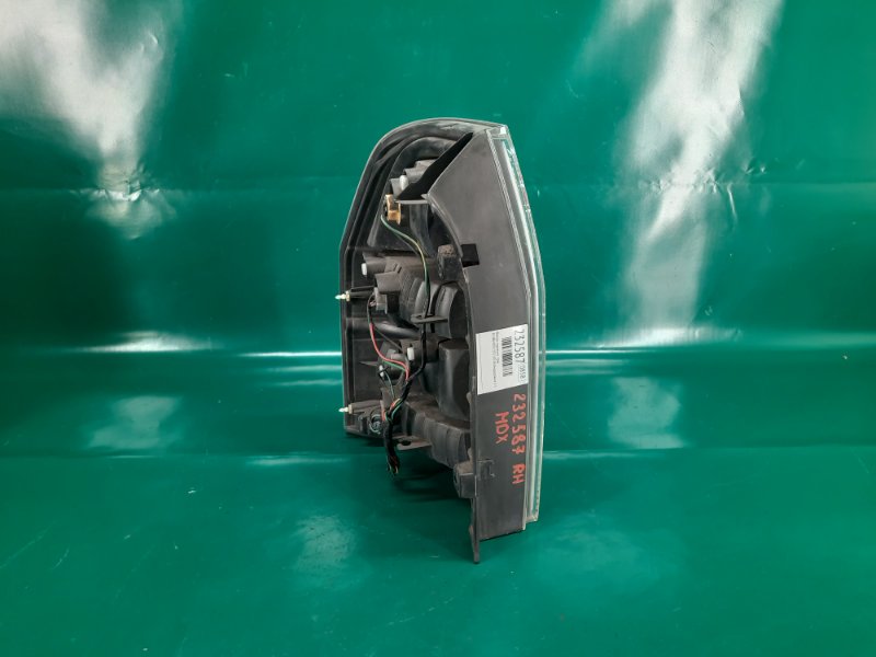 Фонарь наружный правый MDX (YD1) 00-06 2004 Внедорожник 3.5 Фонарь наружный правый MDX (YD1) 00-06 2004 Внедорожник 3.5