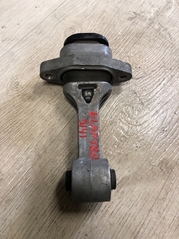 Подушка двигателя нижняя передняя HYUNDAI ELANTRA MD 10-15 2012 MD 1.8 G4NB 21950-3Y000 Б/У