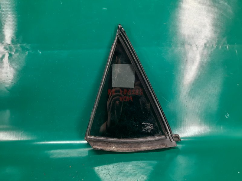 Стекло двери глухое заднее правое MDX (YD1) 00-06 2004 Внедорожник 3.5