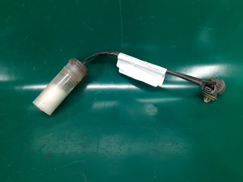 Датчик уровня бачка омывателя MDX (YD1) 00-06 2004 Внедорожник 3.5