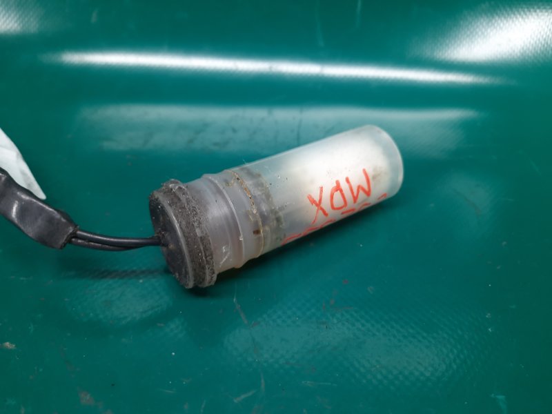 Датчик уровня бачка омывателя MDX (YD1) 00-06 2004 Внедорожник 3.5