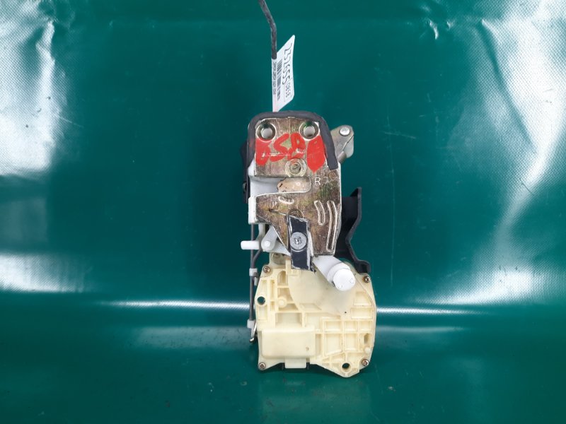 Замок двери задний правый MDX (YD1) 00-06 2004 Внедорожник 3.5 Замок двери задний правый MDX (YD1) 00-06 2004 Внедорожник 3.5