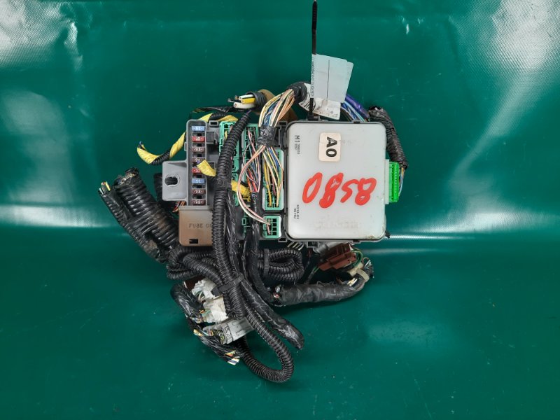 Блок предохранителей салон ACURA MDX (YD1) 00-06 Внедорожник 3.5