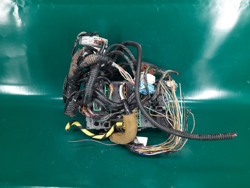 Блок предохранителей салон MDX (YD1) 00-06 2004 Внедорожник 3.5