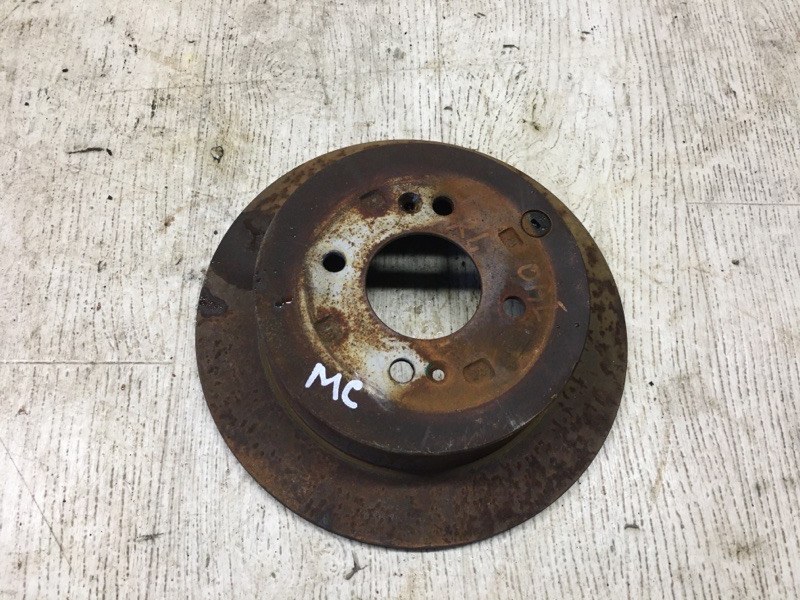 Запчасть тормозной диск задний левый HYUNDAI ACCENT MC 06-10 58411-1C800 Б/У Тормозной диск задний левый HYUNDAI ACCENT MC 06-10 58411-1C800 Б/У
