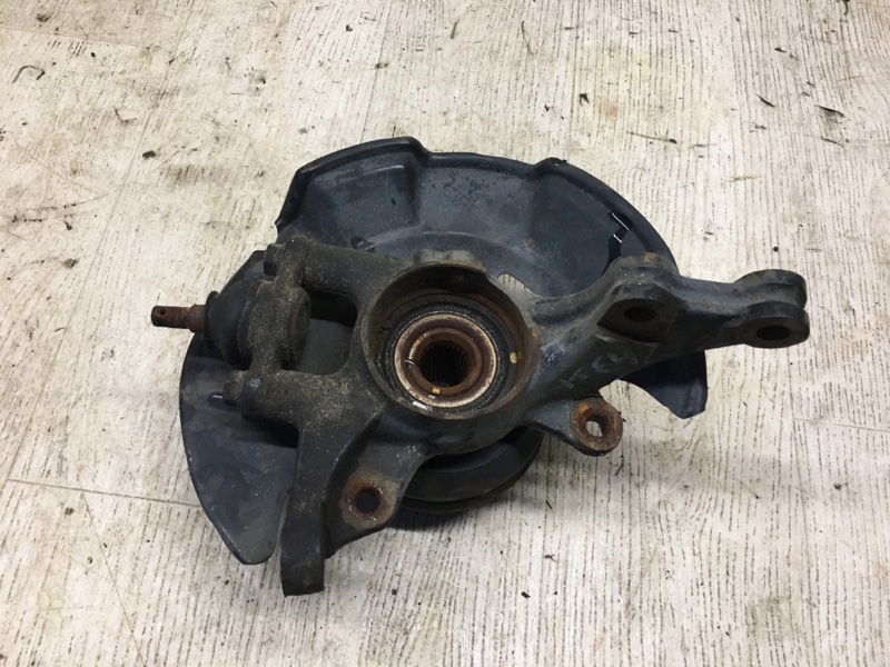 Кулак поворотный передний правый HYUNDAI ELANTRA HD 06-11 HD 2.0 G4GC 51716-2H000 Б/У