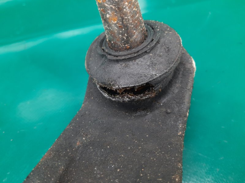 Рычаг передней подвески нижний левый MDX (YD1) 00-06 2004 Внедорожник 3.5