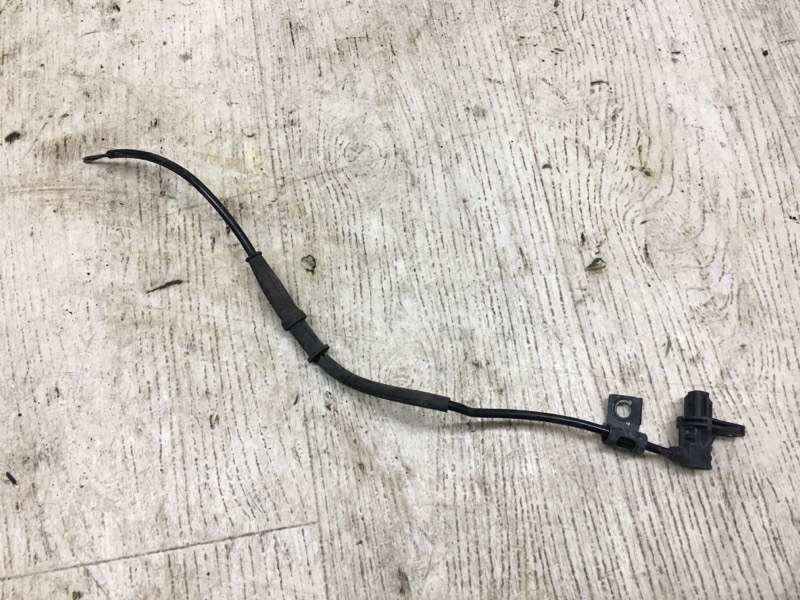 Датчик ABS передний левый HYUNDAI ELANTRA HD 06-11 HD 2.0 G4GC 59810-2H300 Б/У