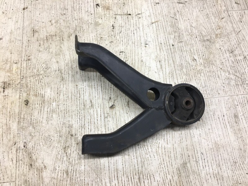 Подушка двигателя OUTLANDER XL 05-13 Внедорожник 4B12