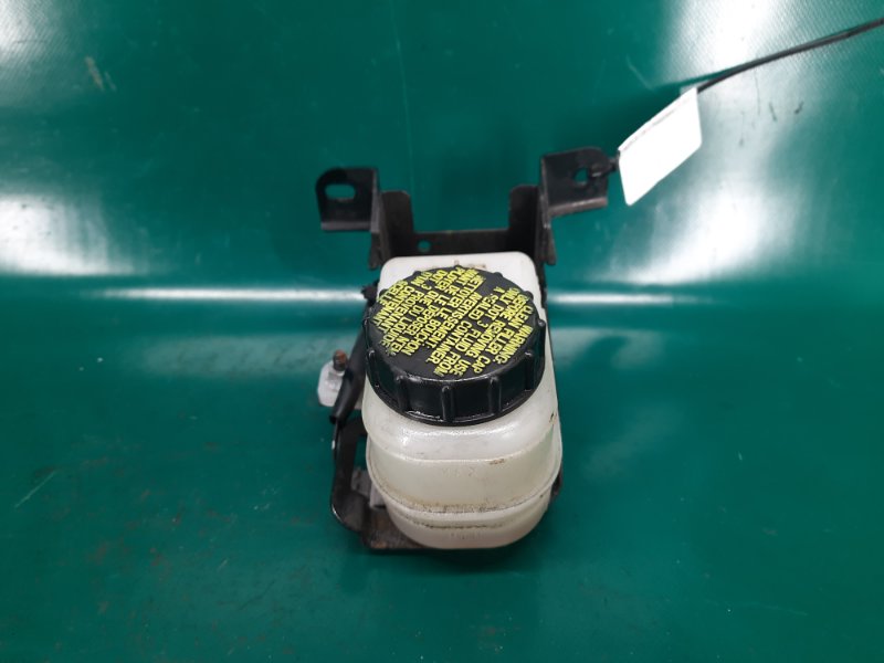 Бачок главного тормозного цилиндра MAZDA CX-7 06-12 Внедорожник 2.3