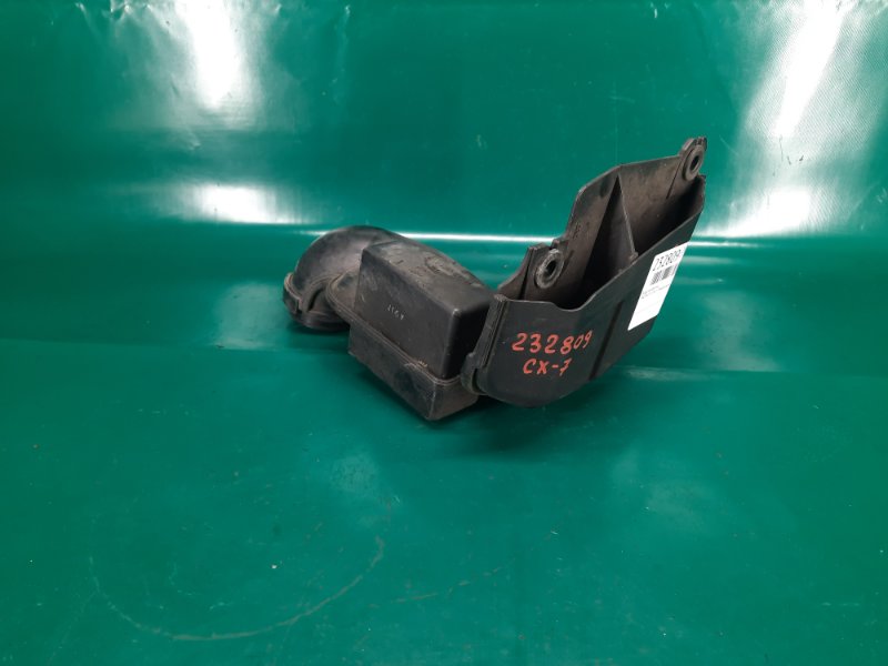 Воздухозаборник MAZDA CX-7 06-12 2010 Внедорожник 2.3 L33D-13-200A Б/У