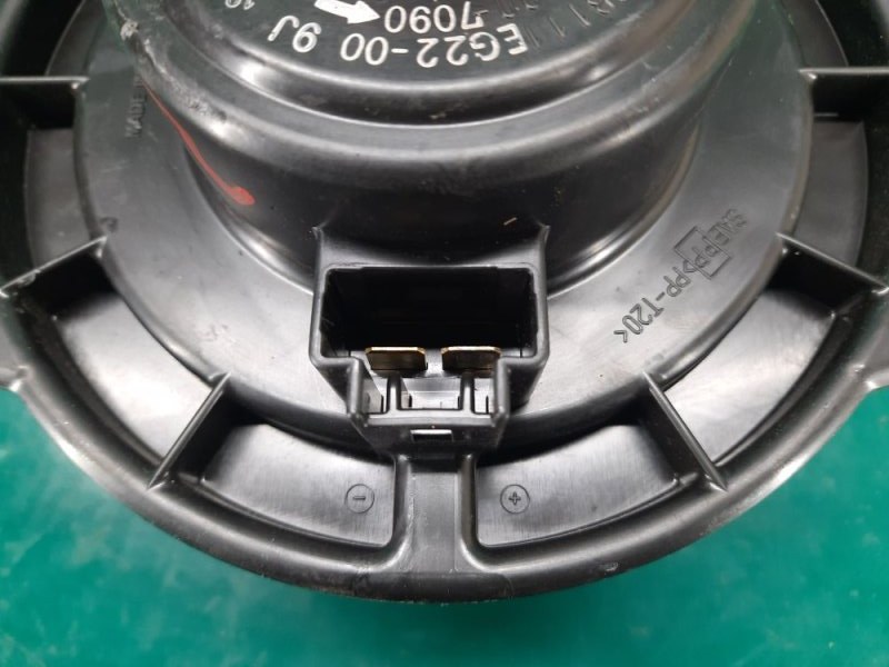 Моторчик печки CX-7 06-12 2010 Внедорожник 2.3