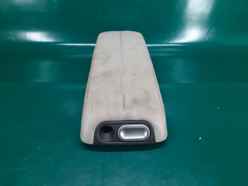 Подлокотник CX-7 06-12 2010 Внедорожник 2.3