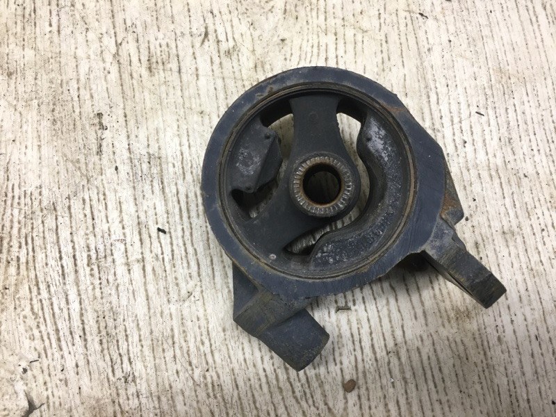 Подушка двигателя передняя левая RIO JB 2005-2011 JB