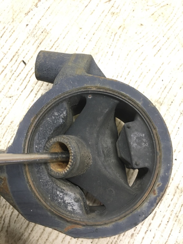 Подушка двигателя передняя левая RIO JB 2005-2011 JB