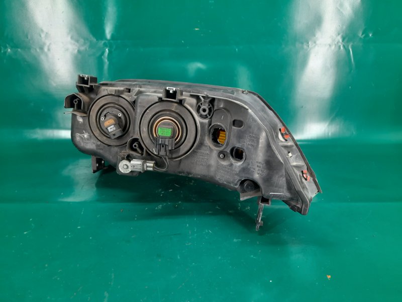 Фара правая MDX (YD1) 00-06 2004 Внедорожник 3.5