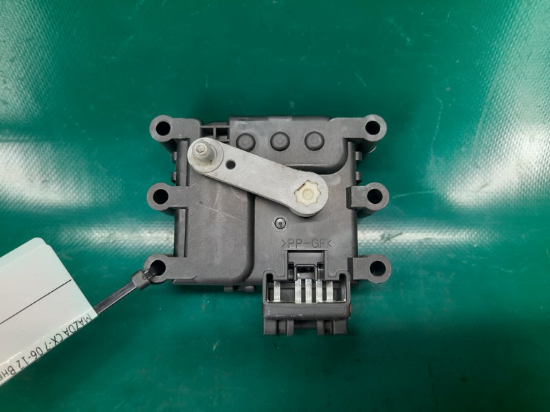 Моторчик заслонки печки MAZDA CX-7 06-12 2010 Внедорожник 2.3 GJ6A-61-B60 Б/У