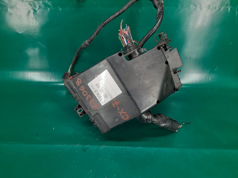 Блок предохранителей моторный отсек CX-7 06-12 2010 Внедорожник 2.3 Блок предохранителей моторный отсек CX-7 06-12 2010 Внедорожник 2.3