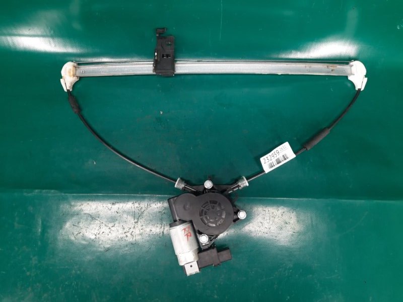 Запчасть стеклоподъемник задний правый MAZDA CX-7 06-12 2010 Внедорожник 2.3 EG21-72-590C Б/У Стеклоподъемник задний правый MAZDA CX-7 06-12 2010 Внедорожник 2.3 EG21-72-590C Б/У