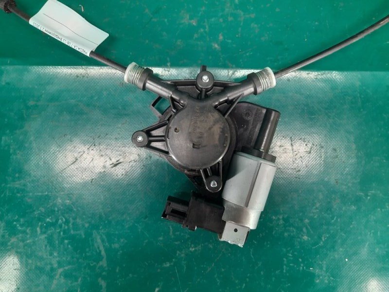 Стеклоподъемник задний правый MAZDA CX-7 06-12 Внедорожник 2.3 Стеклоподъемник задний правый MAZDA CX-7 06-12 Внедорожник 2.3