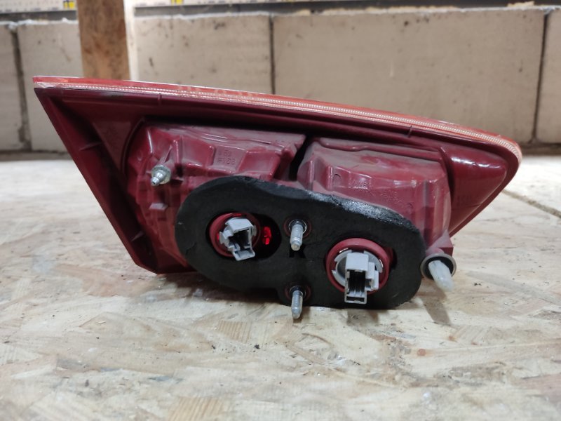 Фонарь внутренний задний правый LANCER X 10 07-15