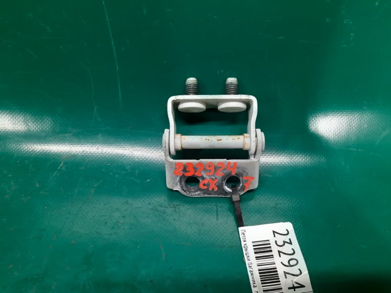 Петля крышки багажника правая MAZDA CX-7 06-12 2010 Внедорожник 2.3 L206-62-210A Б/У