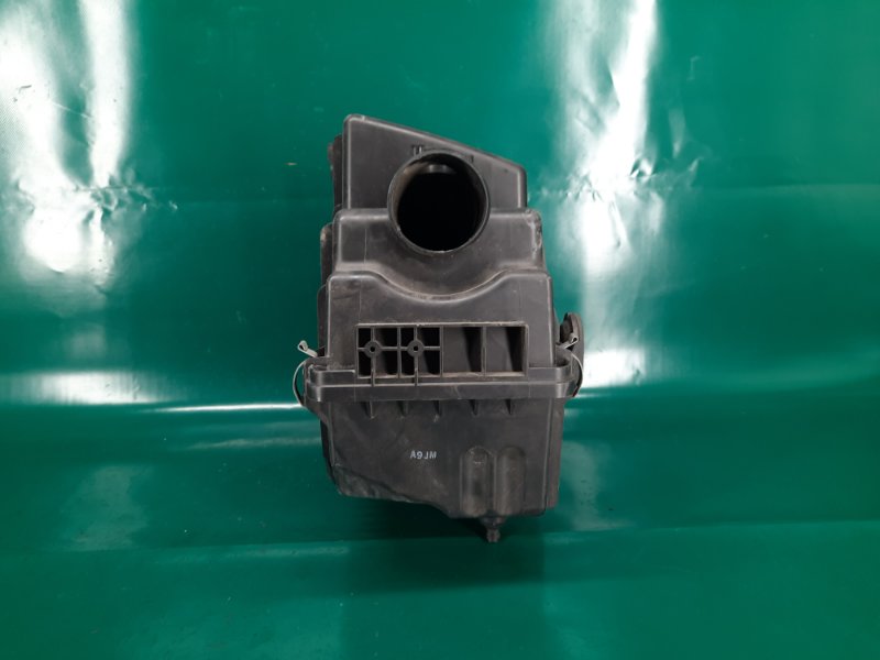 Корпус воздушного фильтра CX-7 06-12 2010 Внедорожник 2.3